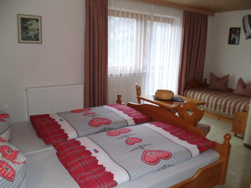Gaestehaus Rieser Ried im Zillertal Exterior photo