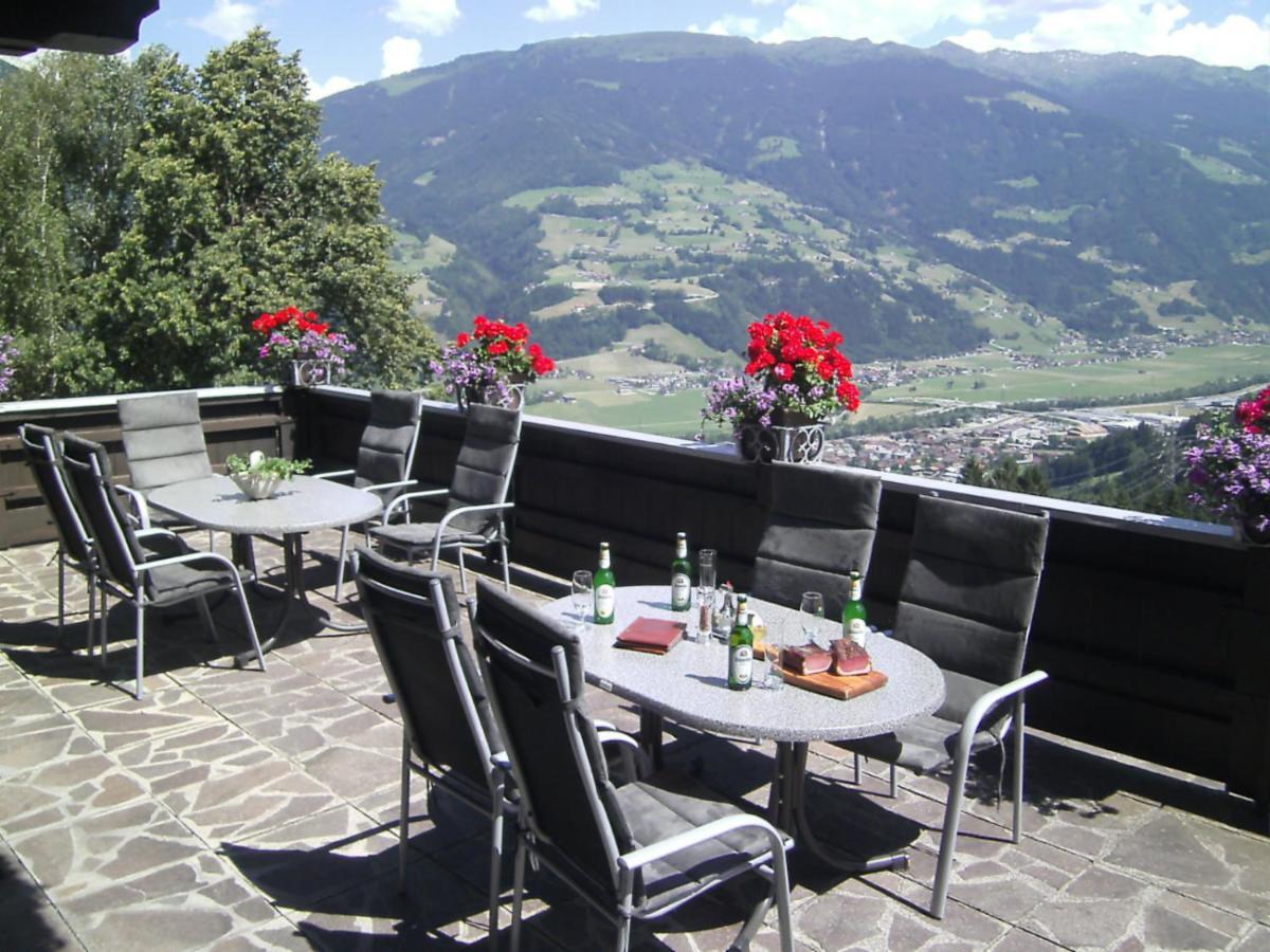 Gaestehaus Rieser Ried im Zillertal Exterior photo